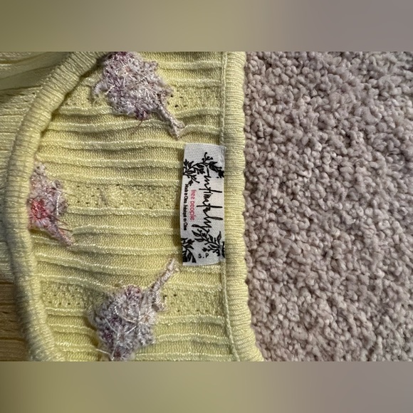 Yellow free people sweater top - Picture 3 of 4
